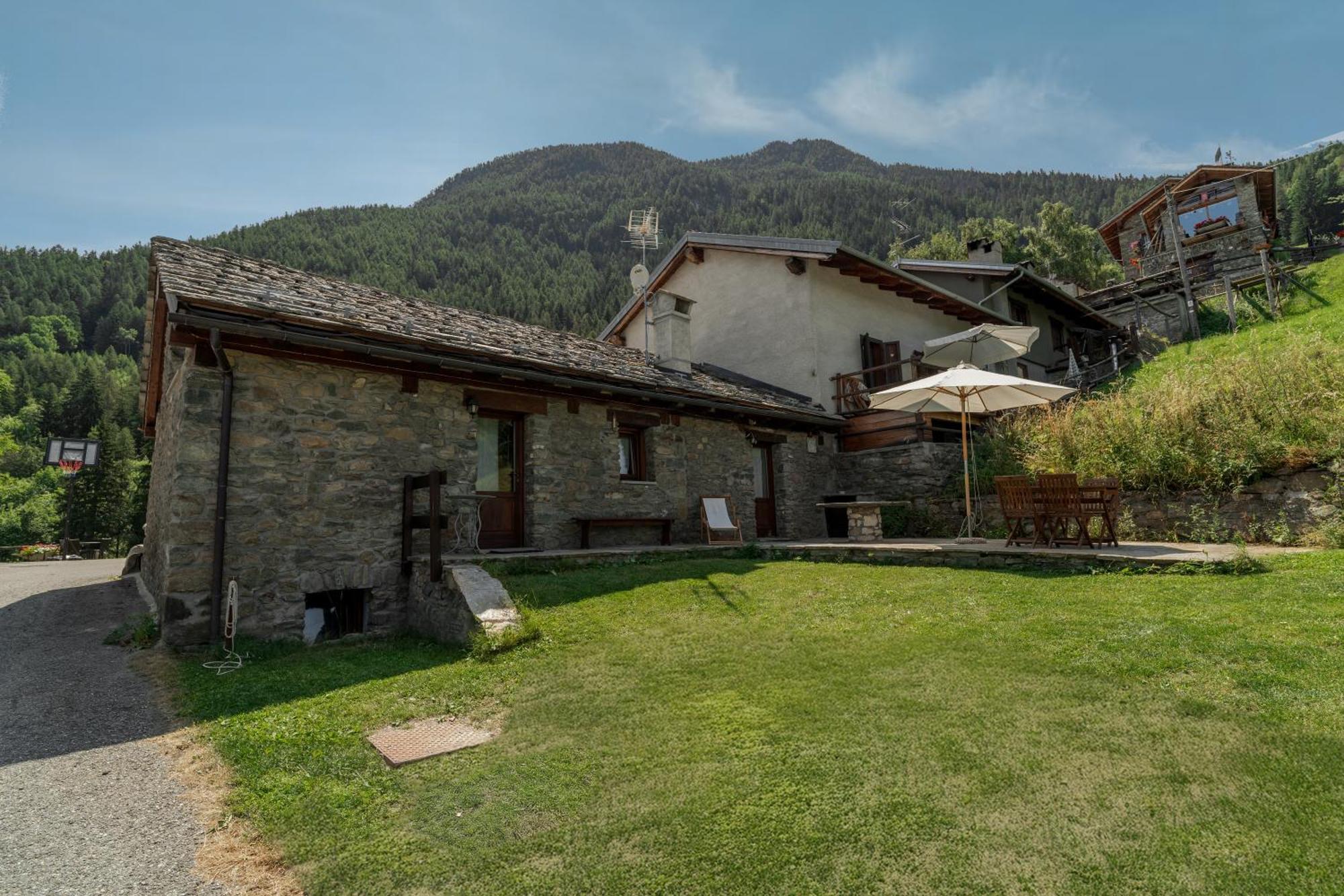 Chalet Saint Salod - Pila Charvensod Buitenkant foto